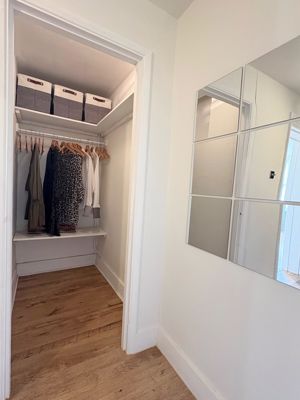 Walk in Wardrobe- click for photo gallery